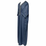Men Moroccan Short Sleeves Thobes Jubba Kandora Blue/White. High quality luxury Men’s Moroccan thobe. Extremely beautiful quality with a lovely soft feel and texture. Brand new, with original plastic wrap included. We are known to many for our extensive Moroccan clothing collection. Beautiful material.