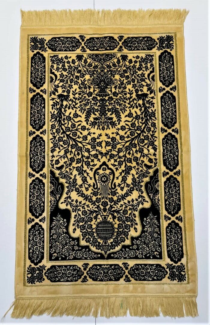 Gold/Black Floral Pattern Prayer Mat Janamaz